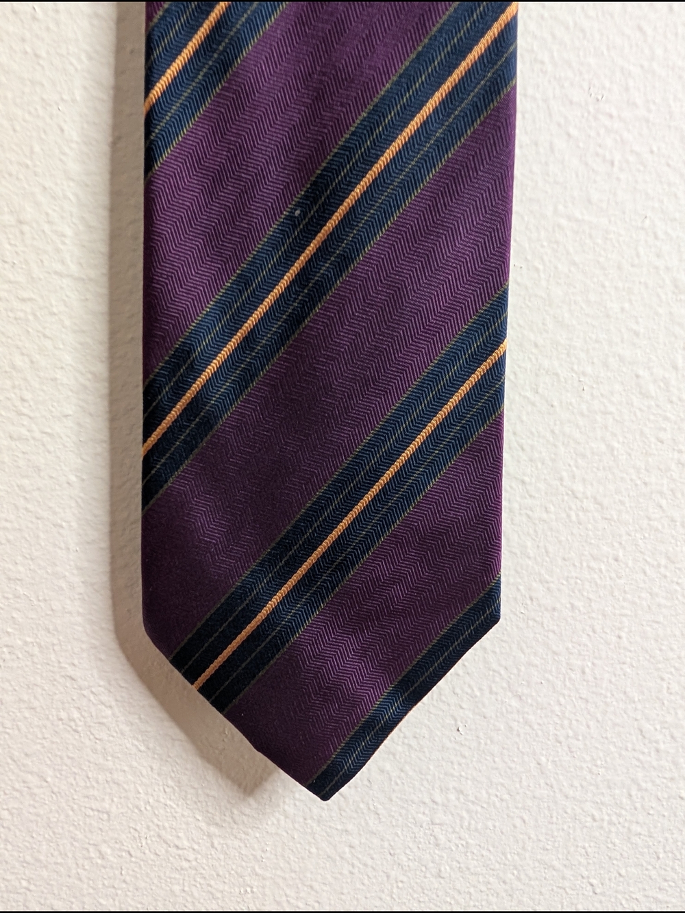 Posh Newport Beach‎ 100% Italian Silk Vintage Tie | Purple Navy Gold Stripe